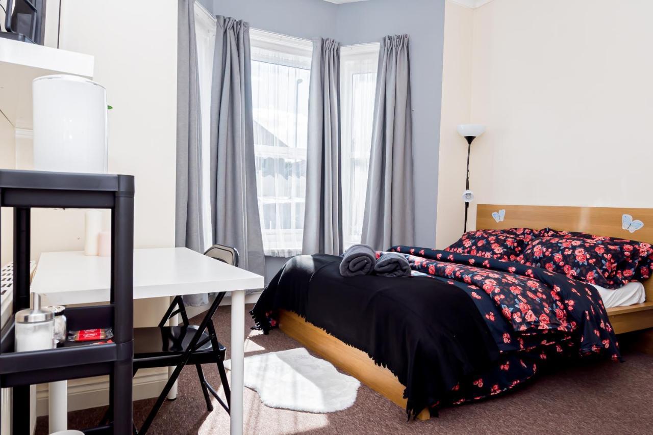 Shirley House 1, Guest House, Self Catering, Self Check In With Smart Locks, Use Of Fully Equipped Kitchen, Walking Distance To Southampton Central, Excellent Transport Links, Ideal For Longer Stays Extérieur photo