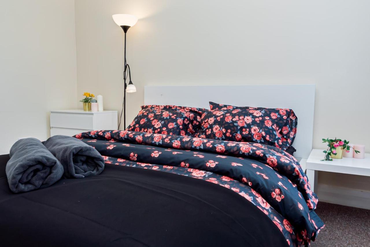 Shirley House 1, Guest House, Self Catering, Self Check In With Smart Locks, Use Of Fully Equipped Kitchen, Walking Distance To Southampton Central, Excellent Transport Links, Ideal For Longer Stays Extérieur photo