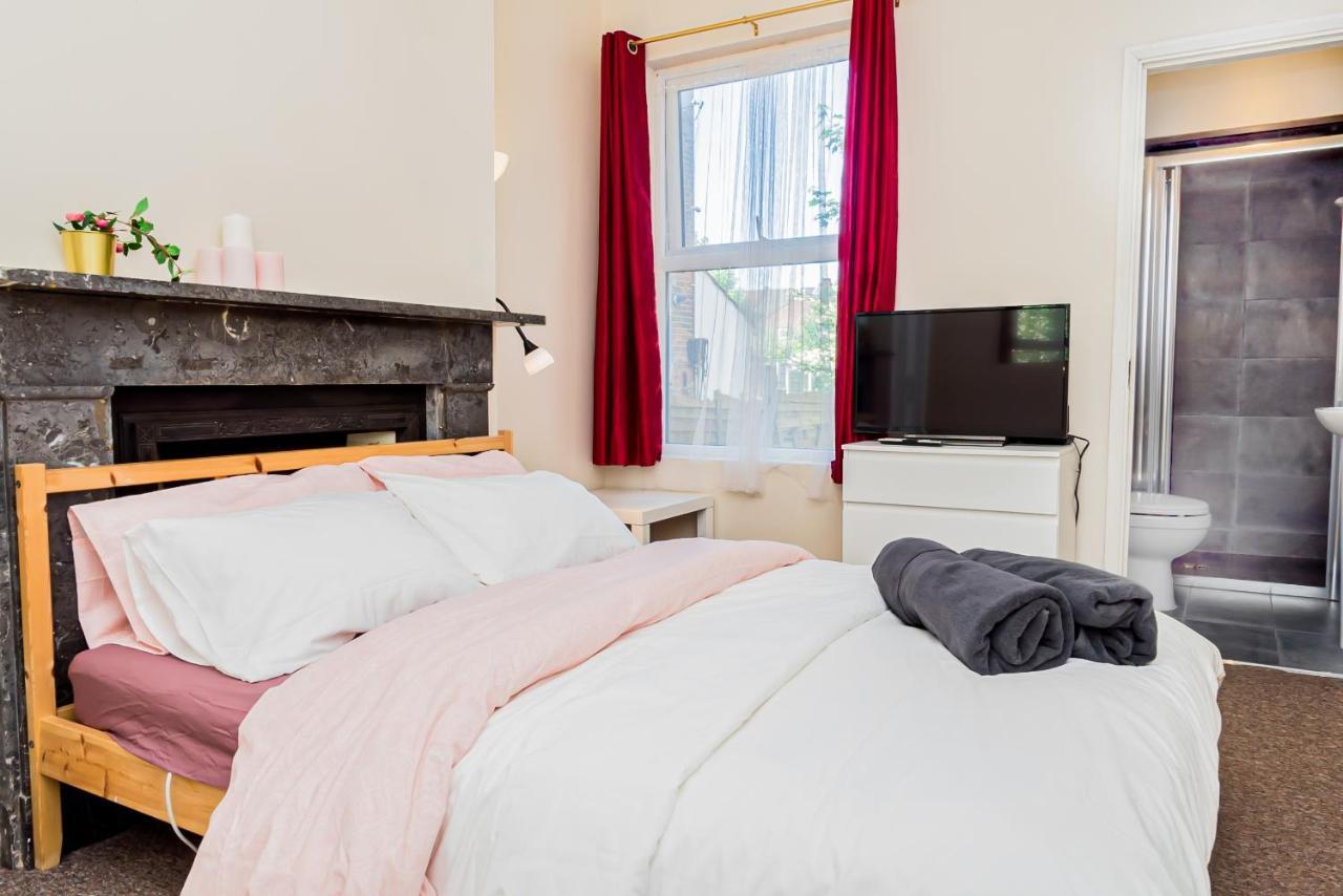 Shirley House 1, Guest House, Self Catering, Self Check In With Smart Locks, Use Of Fully Equipped Kitchen, Walking Distance To Southampton Central, Excellent Transport Links, Ideal For Longer Stays Extérieur photo
