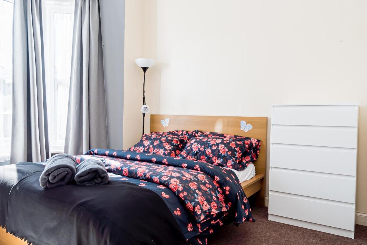 Shirley House 1, Guest House, Self Catering, Self Check In With Smart Locks, Use Of Fully Equipped Kitchen, Walking Distance To Southampton Central, Excellent Transport Links, Ideal For Longer Stays Extérieur photo
