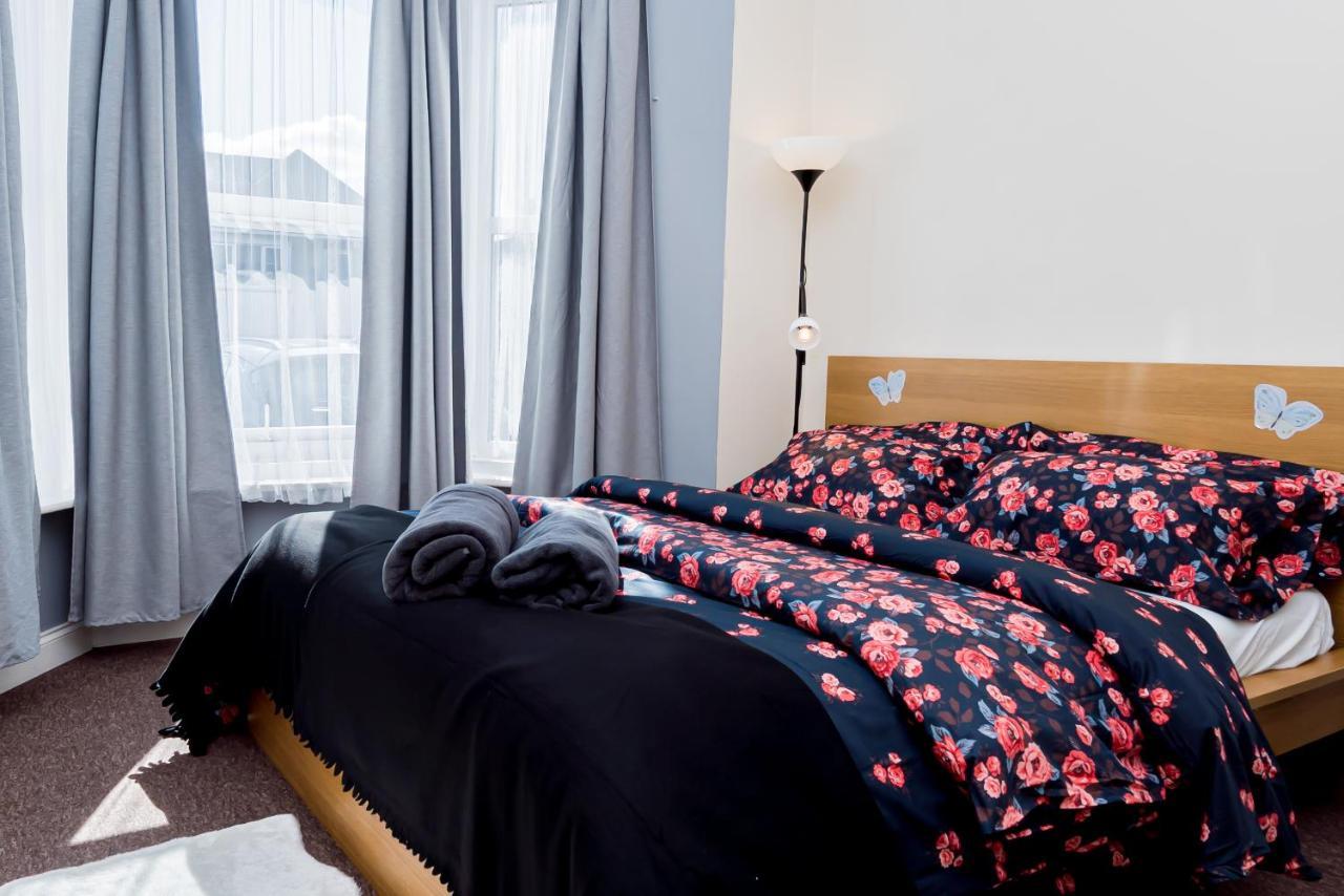 Shirley House 1, Guest House, Self Catering, Self Check In With Smart Locks, Use Of Fully Equipped Kitchen, Walking Distance To Southampton Central, Excellent Transport Links, Ideal For Longer Stays Extérieur photo